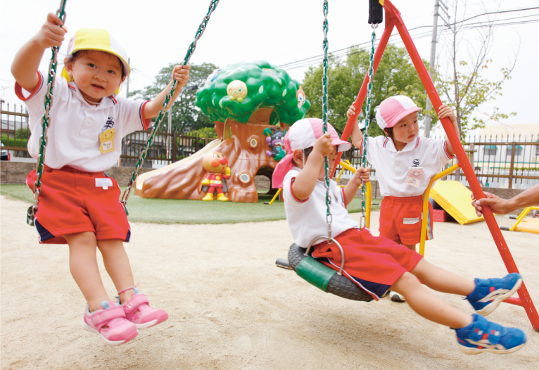 ブランコ遊びの入り口