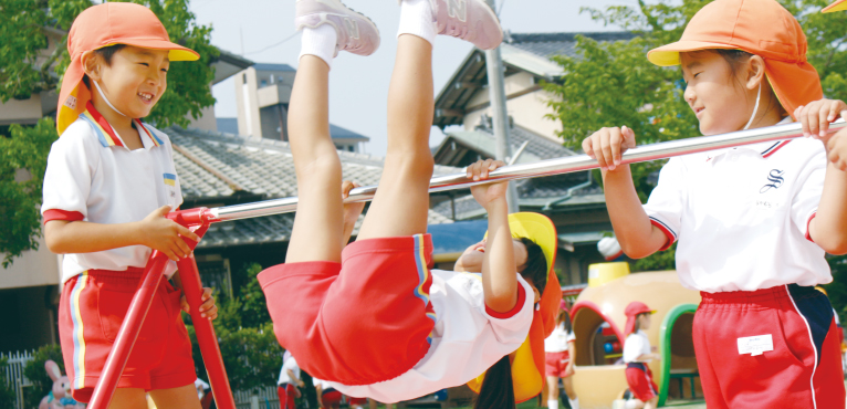 テクノロマン® 鉄棒